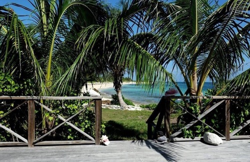 Governor's Harbour House | Med Point 1 Bedroom Home