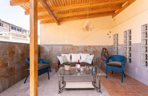 Arenas del Mar House | Medano Beach
