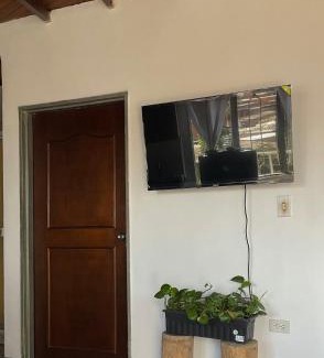 Medellin Apartment | Medellin Apartamento con hermosa vista