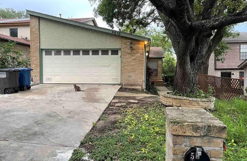 Medical Center District House | Medical Center Area Townhome