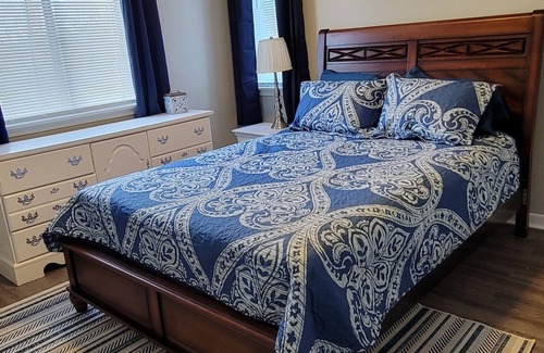 Greenwood Condo | Medical Center Condo