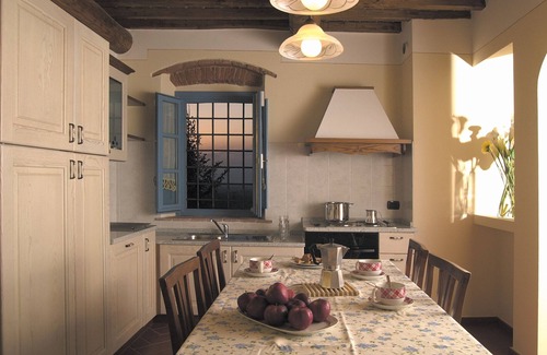 Vinci House | Medieval stone villa 17 bedrooms with pool in Vinci -Florence tophill position
