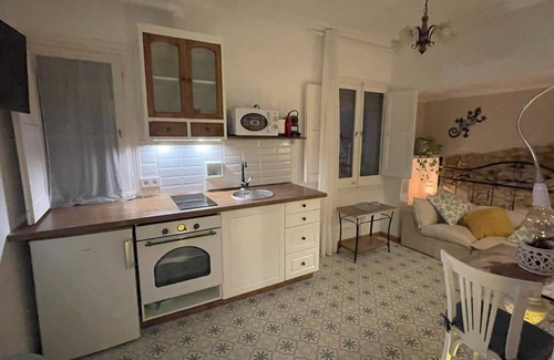 Sant Feliu de Guixols Apartment | Mediterranean Gecko. In the middle of the wonderful Costa Brava. @CostaBravaSoul
