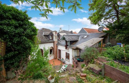 Bad Camberg Apartment | Mediterrane Maisonette-traumhaftes Feriendomizil