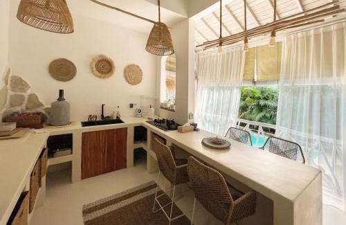 Pererenan Villa | Mediterranean 2BR Tropical Villa Near Pererenan Beach, Canggu