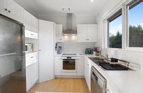 Unley Apartment | Mediterranean Muse - 3BR, Wi-Fi, Parking