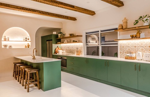 Mount Coolum House | Mediterranean Style Beachside Abode. Heated Pool in Winter