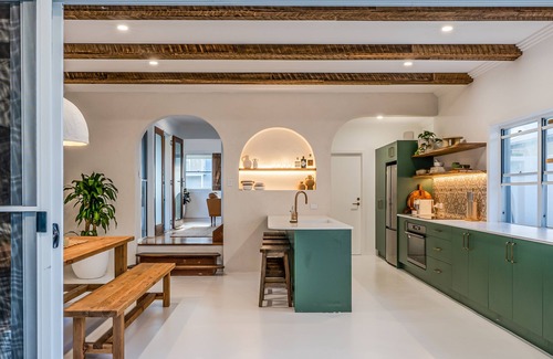 Mount Coolum House | Mediterranean Style Beachside Abode. Heated Pool in Winter