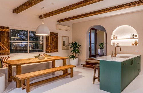 Mount Coolum House | Mediterranean Style Beachside Abode. Heated Pool in Winter