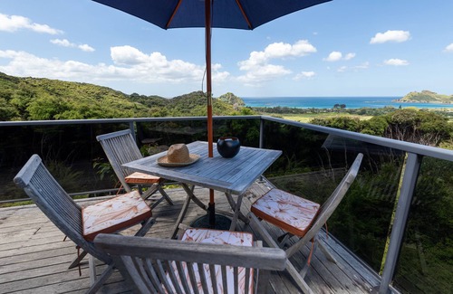Tryphena House | Medland Magic-enjoy privacy, views and the beach
