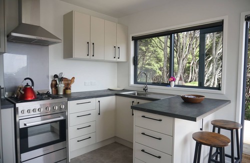 Tryphena Apartment | Medland Mystic self contained studio unit.