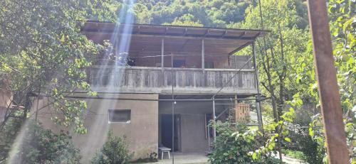 Khaishi House | Medo Guesthouse