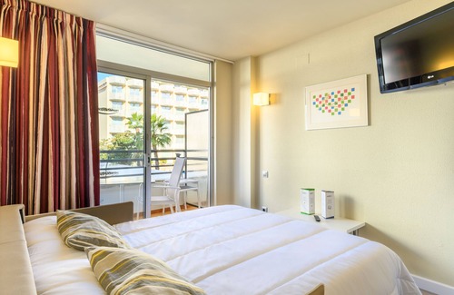 Tossa de Mar Apartment | Medplaya Aparthotel Esmeraldas