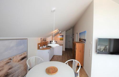 Hohwacht Apartment | Meeresblick-Strandkorb-Haus-3-WE-46