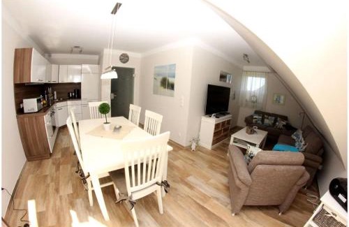 Neue Tiefe Apartment | Meereslauschen