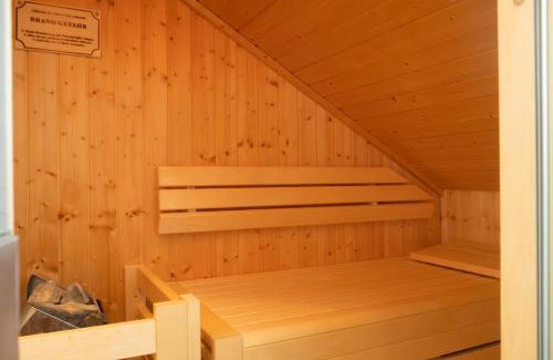 Kellenhusen Apartment | Meerzeit - Sauna und Kamin - moderne FeWo