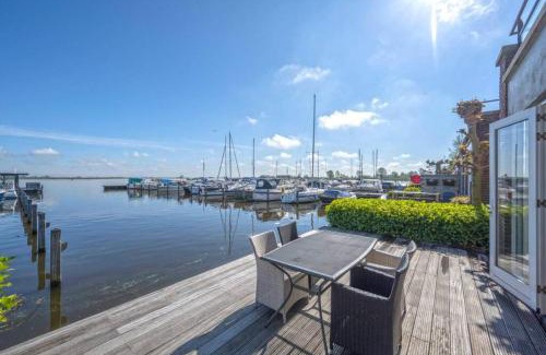 Municipality of Uitgeest Apartment | Meerzicht 20 - Waanzinnig uitzicht over het water!