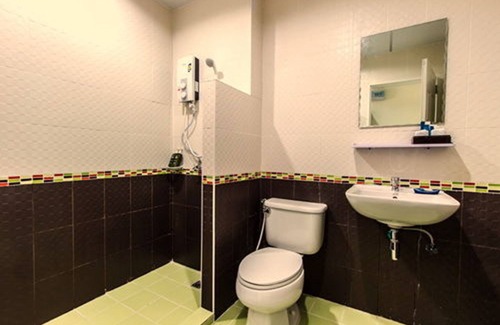 Nanai Road Hotel | Meesuk Place