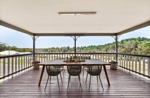 Nannup House | Meeukany - Hilltop Stunner in the Heart of Nannup