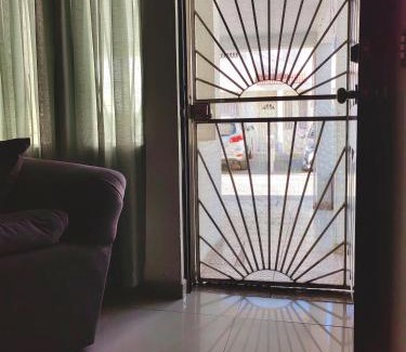 Mazatlan House | MEGA CASA FAMILIAR O AMIGOS 8 PERSONAS 5 Min PLAYA