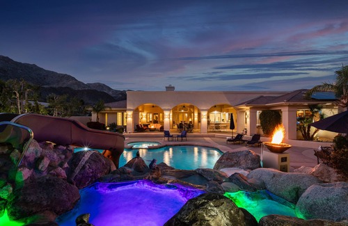 Palm Desert Villa | MEGA VILLA: Exquisite Backyard Oasis + Endless Fun! EV Charger ⭐️⭐️⭐️⭐️⭐️