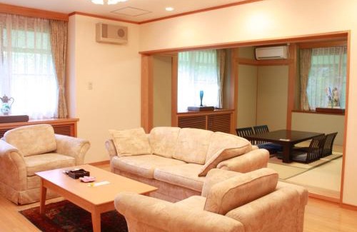 Hatsukaichi Hotel | Megahira Onsen Quelle Yoshiwa