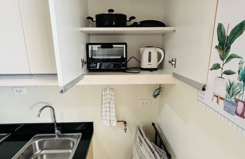 Quezon City Apartment | Megaworld Iloilo Condo Unit