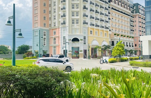 Quezon City Apartment | Megaworld Iloilo Condo Unit