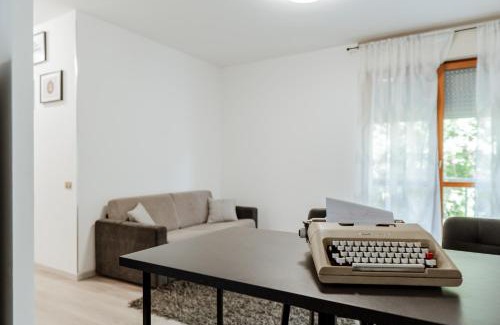 Meina Apartment | Meina cozy art apartament