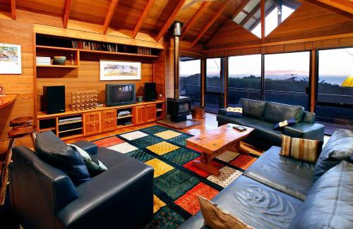 Yallingup House | Melaleuca - Stunning Ocean Views and Coastal Comforts