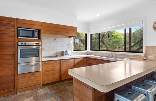 Surf Coast House | Melba Retreat - 32 Melba Parade