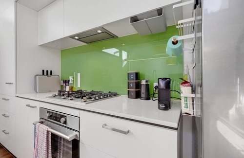 Richmond North Apartment | Melbourne getaway in central Richmond