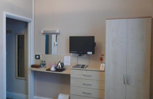 Rhyl House | Melbourne Guest House