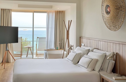 Santa Eulalia del Rio Hotel | Meliá Ibiza - Adults Only