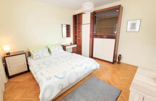 Varosh Apartment | Meli Apartment