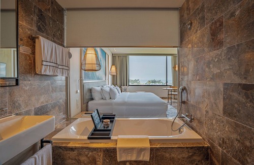 Ngu Hanh Son Resort | Melia Danang Beach Resort