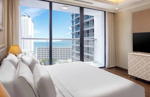 Tran Phu Beach Hotel | Melia Vinpearl Nha Trang Empire