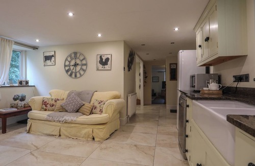 Menai Bridge House | Melin y Coed