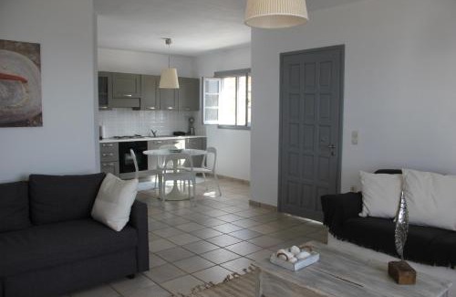 Koundouros Apartment | Melina's House