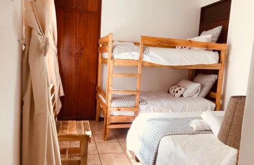 Eikenbosch House | MELJAA PRIME GUEST HOUSE