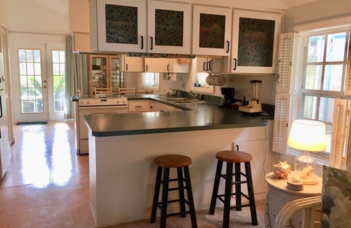 Cedar Key House | Mellow Yellow - that's right!