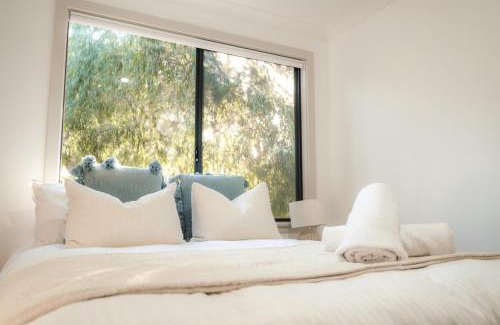 Gnarabup House | Melo Beach Escape - Luxury Gnarabup beach house