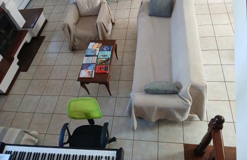 Karlovassi Apartment | Melody, Country house in the pine trees