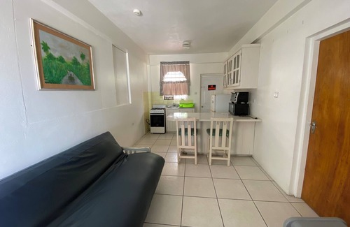 Worthing Apartment | Melrose Beach Apartments
