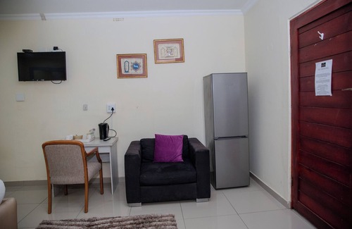 Greater Johannesburg Metropolitan Area Bed & Breakfast | Melrose Hideout B&B