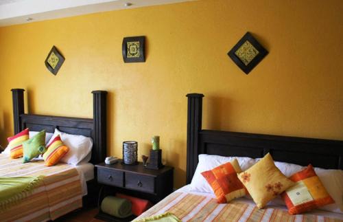 Alajuela Bed & Breakfast | Melrost Airport Bed & Breakfast