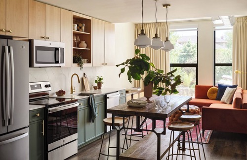 Buckman Neighborhood Apartment | Memoir Buckman