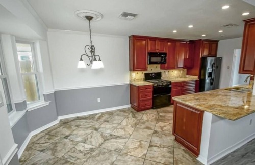 Kenner House | Memorable 5 Bedroom luxurious house.
