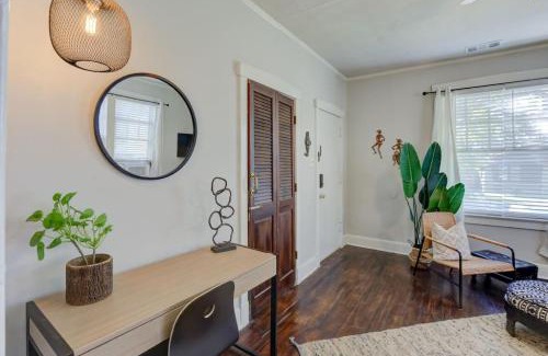 Cooper-Young Historic District House | Memorable Nomad Haven Walk to Cooper Young's Best