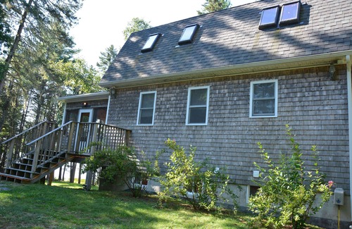 Franklin House | Memories Made Here -Maine Loon House-AcadiaNP/Downeast-Lakefront-WiFi/TVs-Kayaks